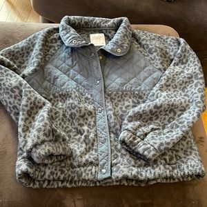 Abercrombie and Fitch Sz Medium